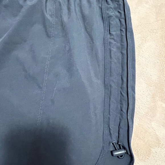 Avía shorts - Picture 7 of 9